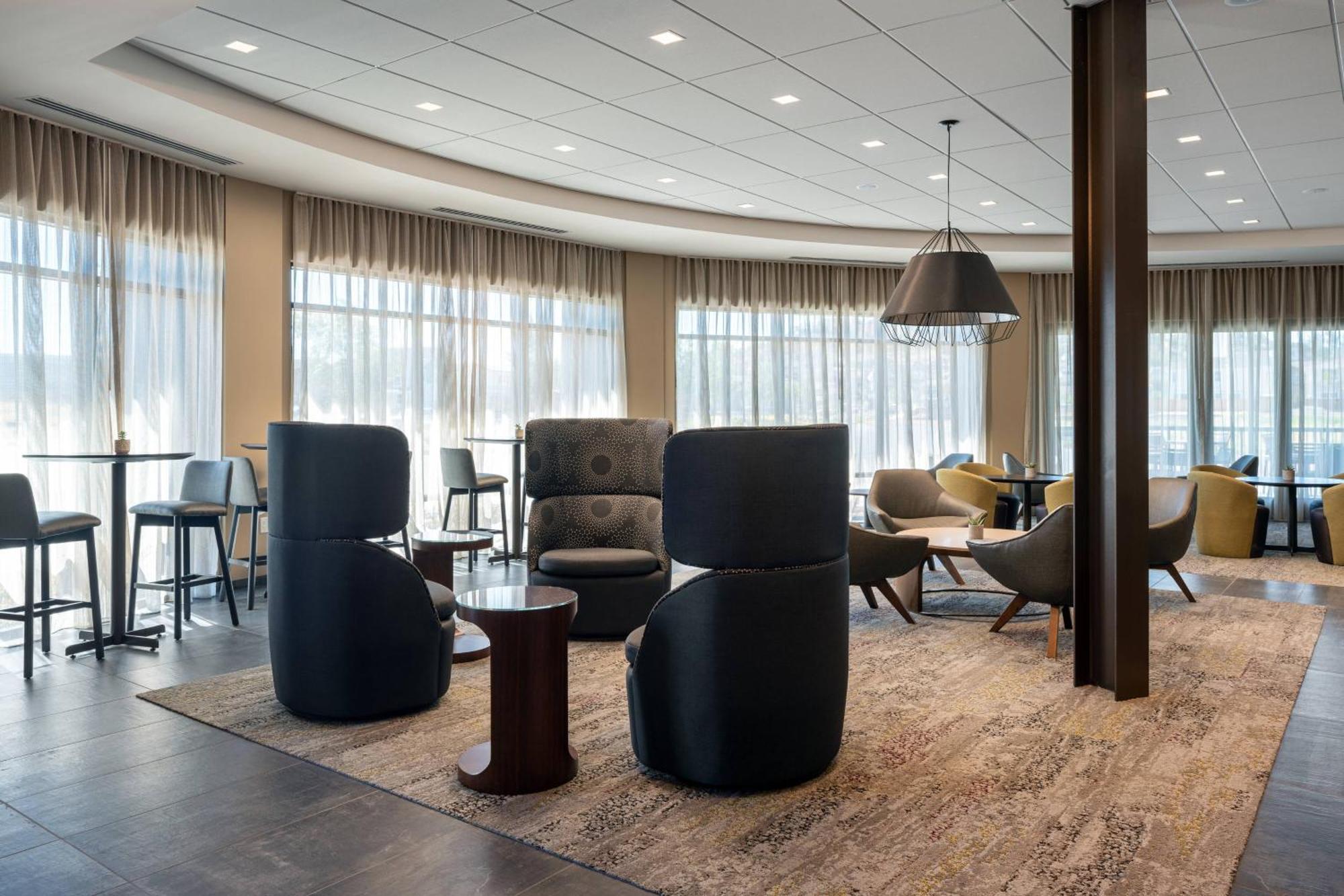 מלון Courtyard By Marriott Petaluma Sonoma County מראה חיצוני תמונה